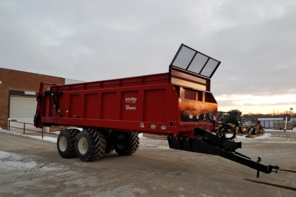 Art's Way | X Series Manure Spreaders | Model V200 Manure Spreader for sale at Western Implement, Colorado