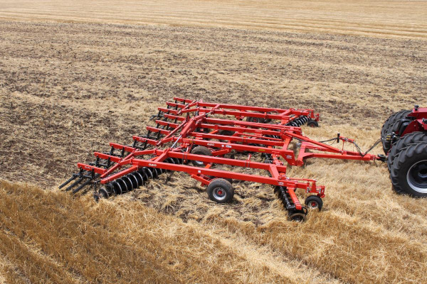 Kuhn | 8210 Tandem | Model 8210-44WQF for sale at Western Implement, Colorado