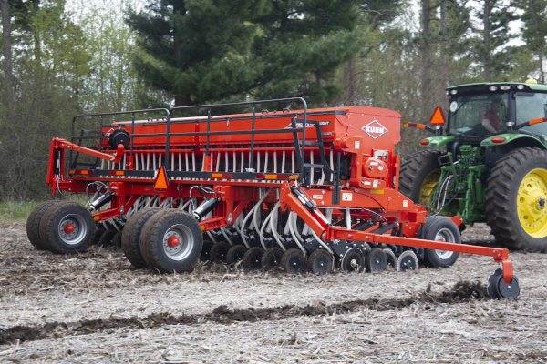 Kuhn 9400NT 15' - 7.5"/10" spacing for sale at Western Implement, Colorado