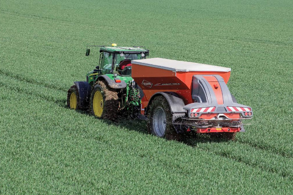 Kuhn | Fertilizer Spreaders | Axent™ 100.1 for sale at Western Implement, Colorado