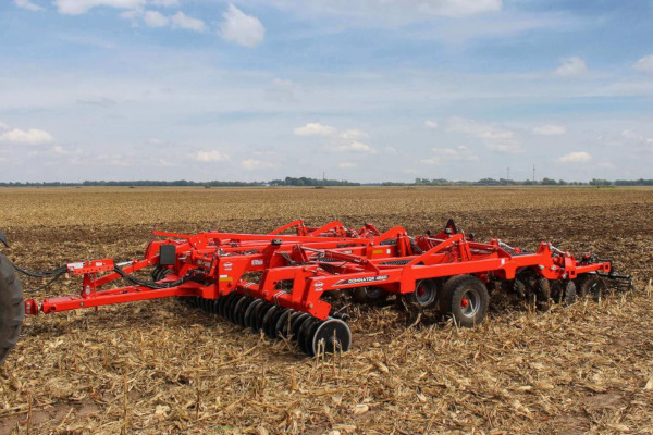 Kuhn | Dominator® 4860 | Model DOMINATOR 4860-13 for sale at Western Implement, Colorado