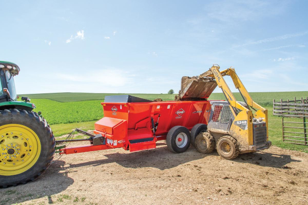 Kuhn SL 124 Trailer for sale at Western Implement, Colorado