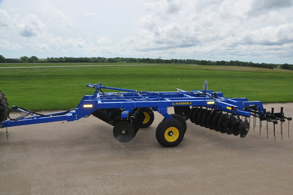 Landoll | 6211 Tandem Disc Harrow – Non-Folding Models | Model 6211-15 for sale at Western Implement, Colorado